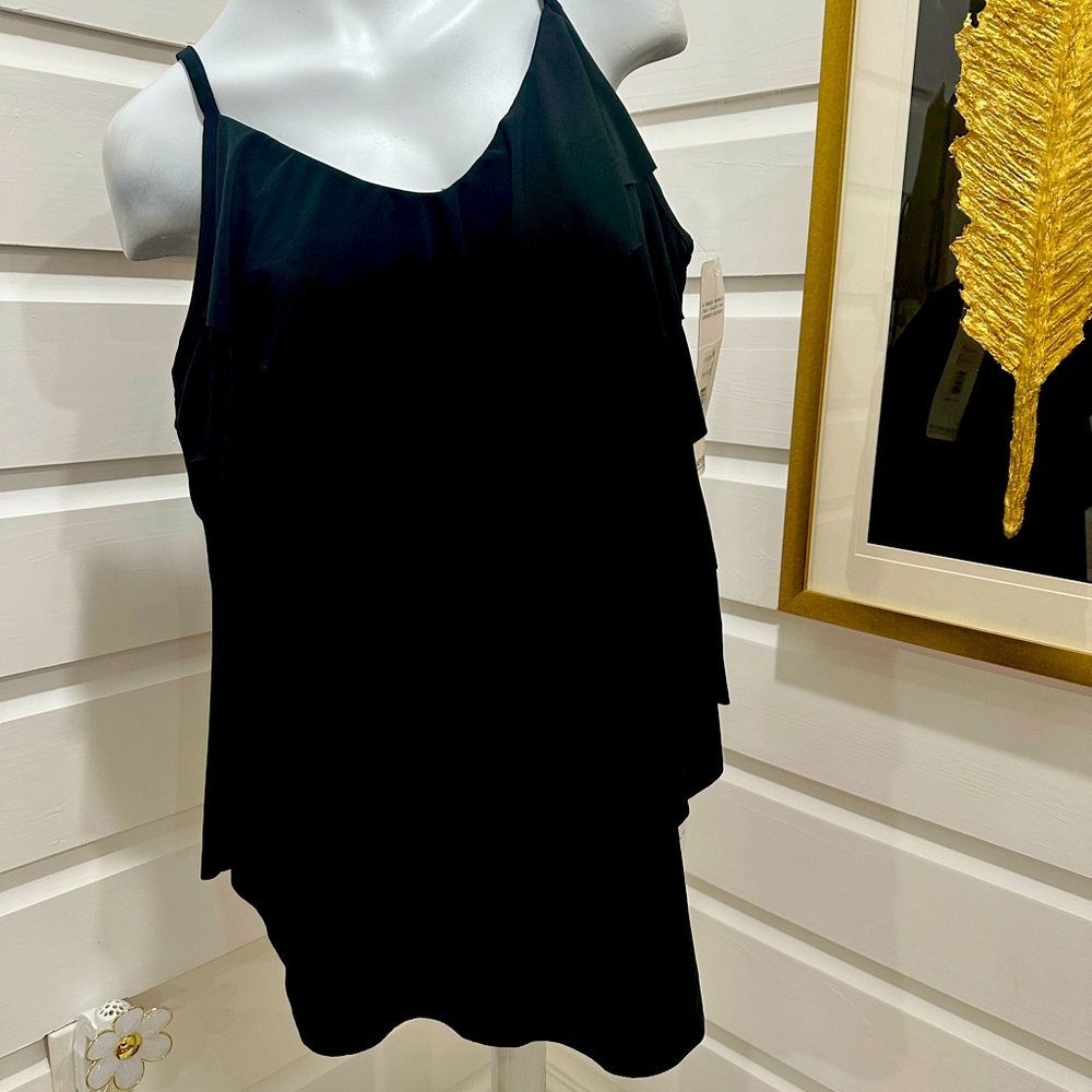 Elegant Black Women's Swim top 
Size 22 NWT